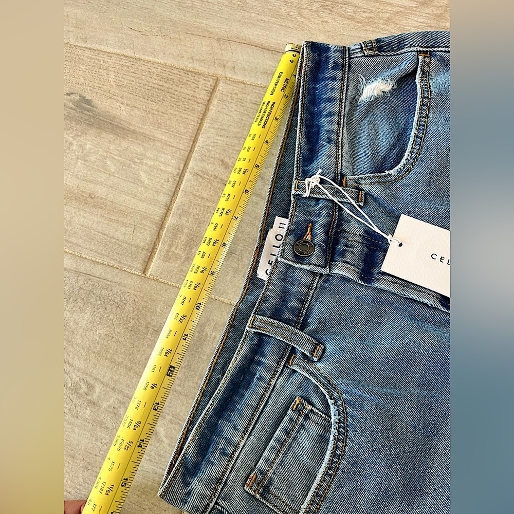 NWT Cello High Waist Medium Wash Jeans - Picture 11 of 14